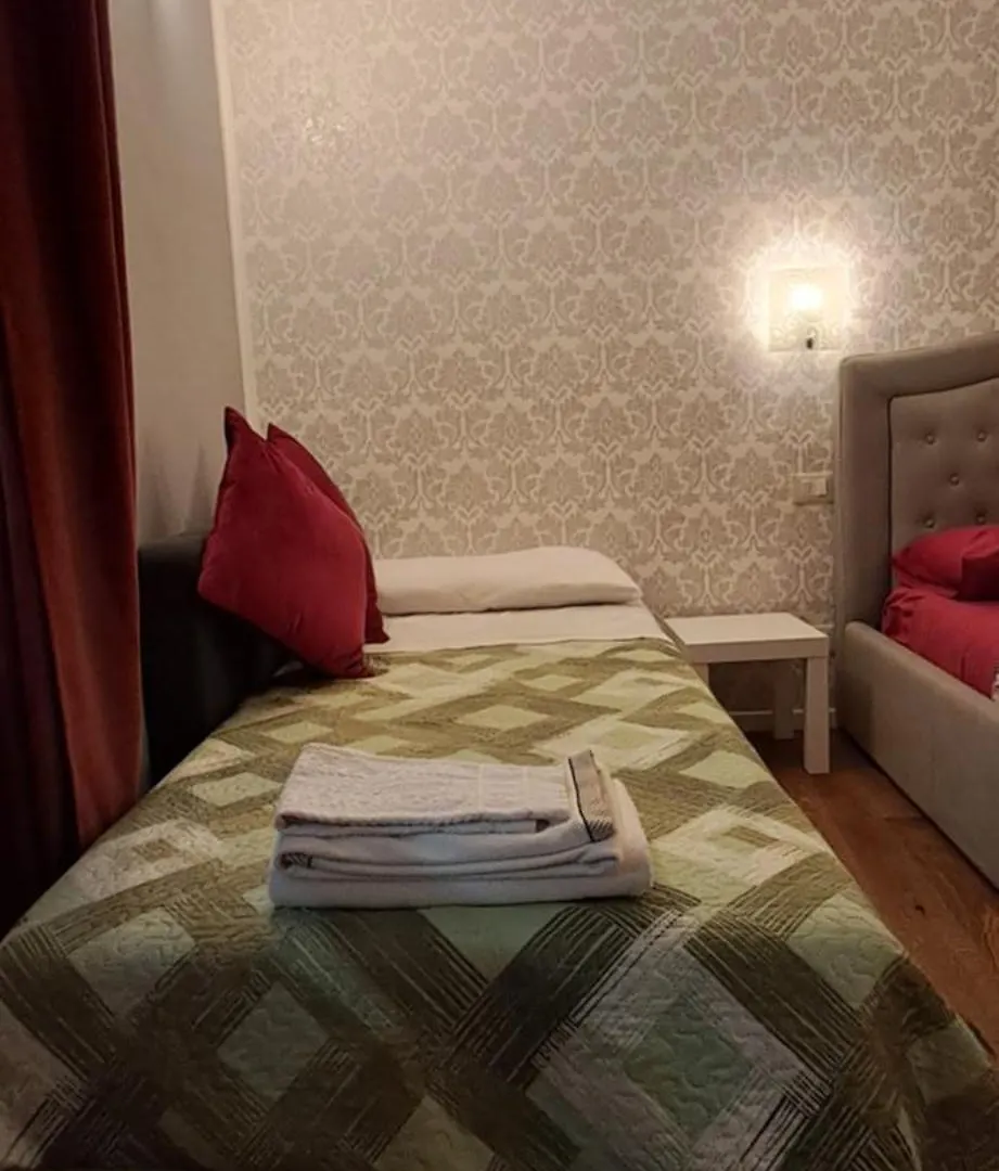 B&B Italian Guest Genova 0*, Genoa