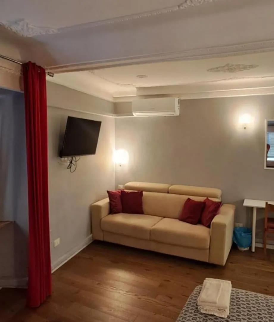 B&B Italian Guest Genova 0*, Genoa